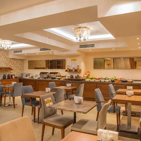 Le Mirage Otel