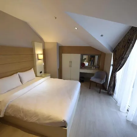 Le Mirage 4* Istanbul