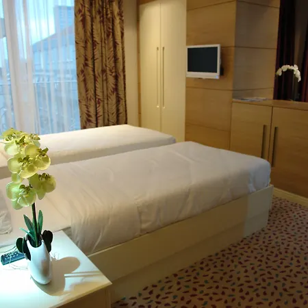 Le Mirage 4* Istanbul