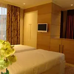 Le Mirage Отель 4*