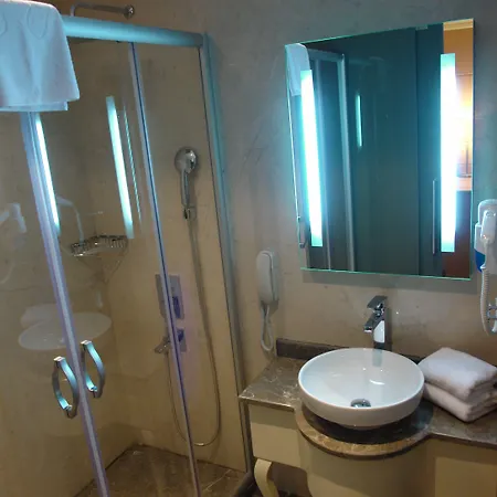 Le Mirage 4* Stambuł