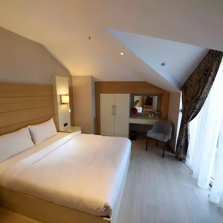 Hotel Le Mirage 4*