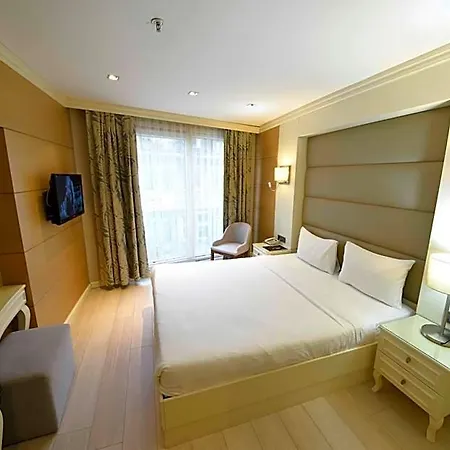 Le Mirage 4* Isztambul