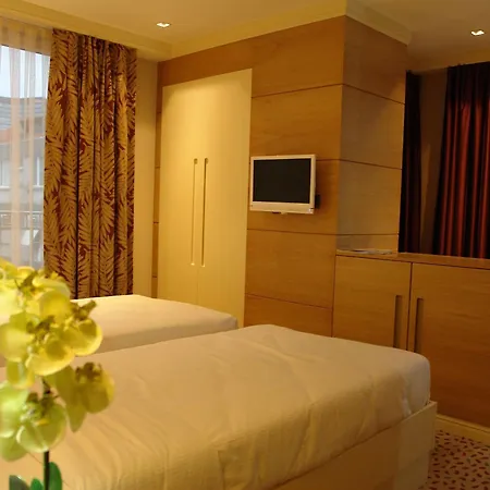 Le Mirage Hotel 4*