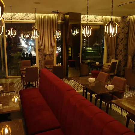 Le Mirage 4* Stambuł