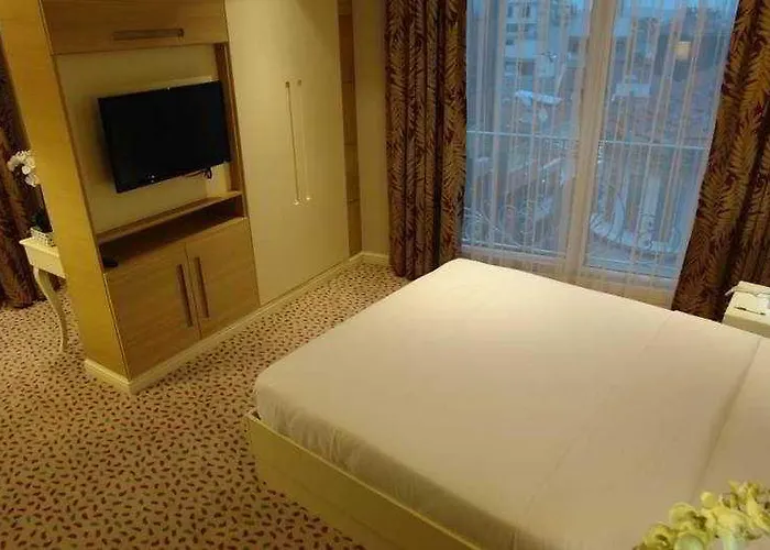 Le Mirage Отель