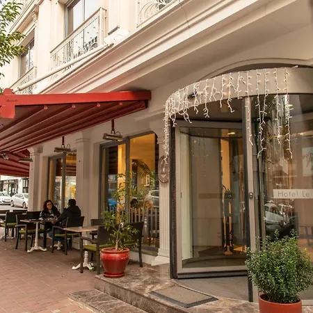 Le Mirage Hotel