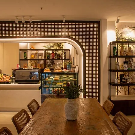 Otel Le Mirage 4*