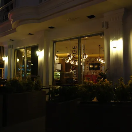 Otel Le Mirage 4*