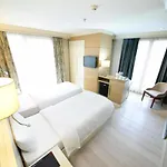 Le Mirage