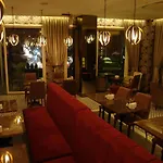 Le Mirage 4* Istanbul