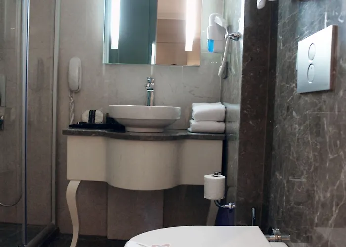 Le Mirage Отель