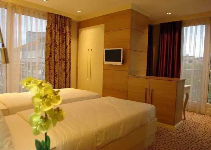 Le Mirage Отель 4*